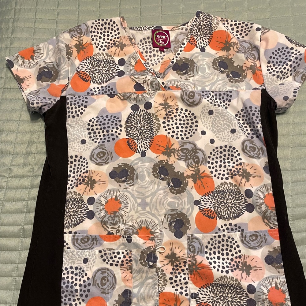 Scrub Top